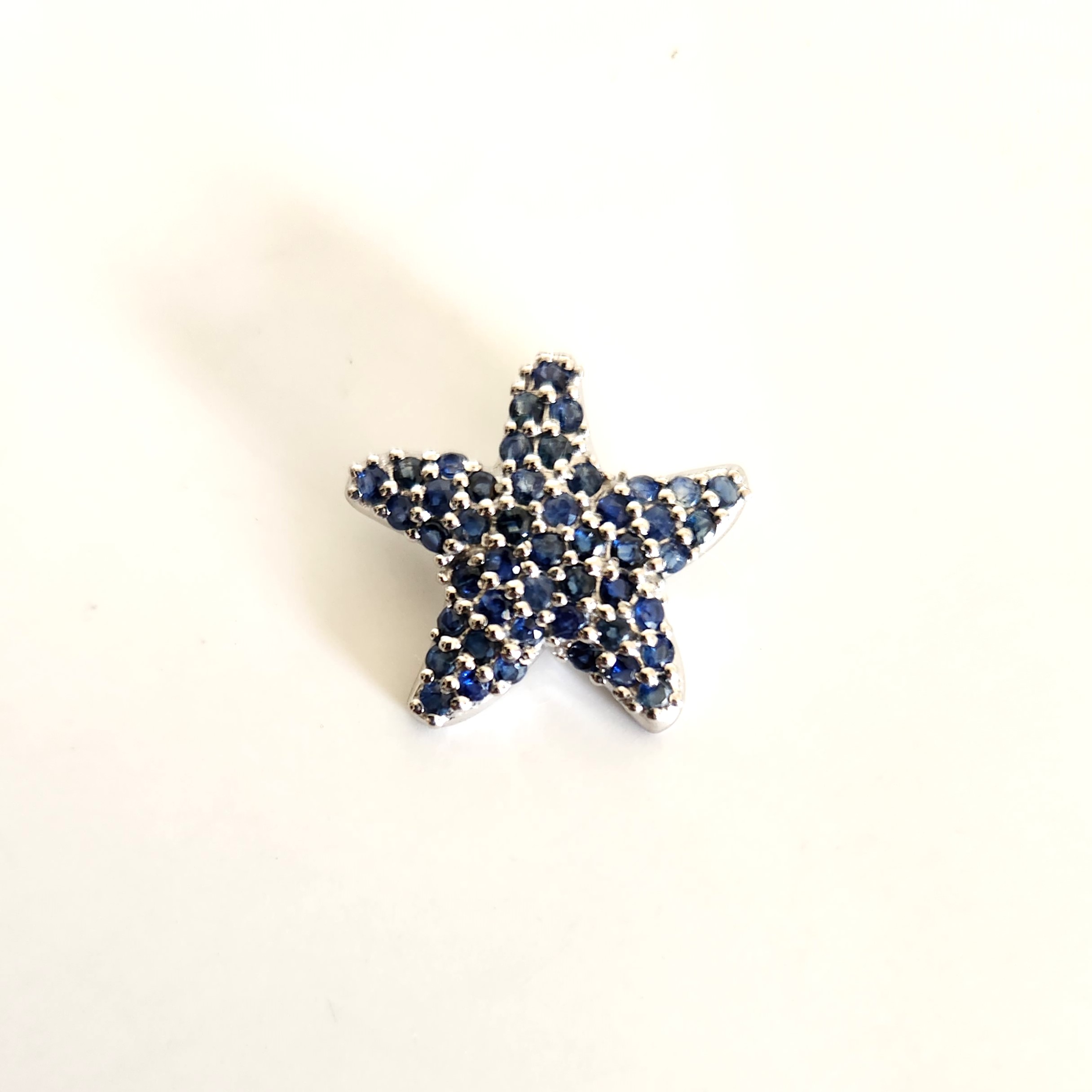 Star Fish Blue Sapphire Silver Pendant