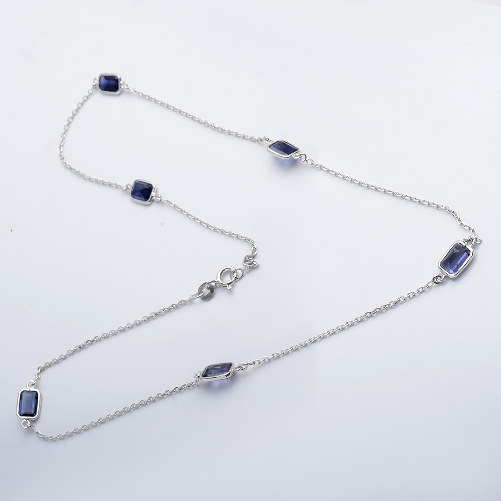 Attractive Light Weight Chain Necklaces